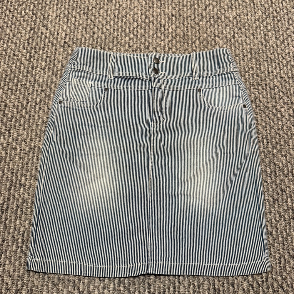 ⭐️5/$15⭐️ Imitz vintage striped denim skirt